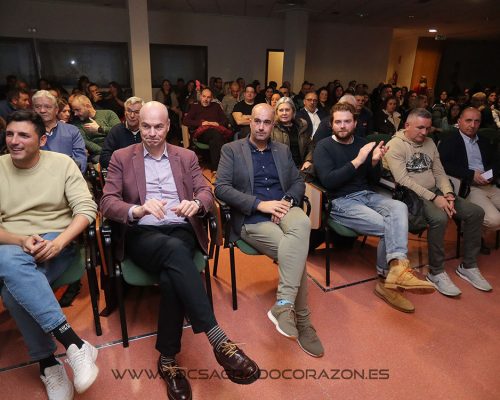 Lugo. En el Pazo de Feiras y Congresos, gala de la ADX Sagrado Corazón, presentada por Terio Carrera