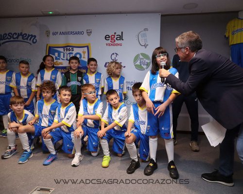 Lugo. En el Pazo de Feiras y Congresos, gala de la ADX Sagrado Corazón, presentada por Terio Carrera