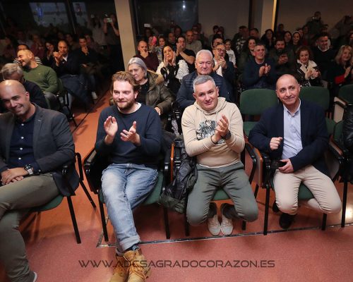 Lugo. En el Pazo de Feiras y Congresos, gala de la ADX Sagrado Corazón, presentada por Terio Carrera