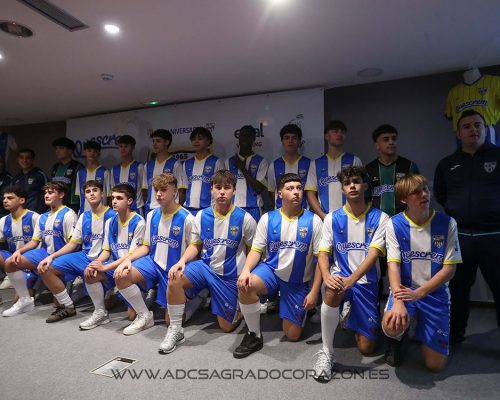 Lugo. En el Pazo de Feiras y Congresos, gala de la ADX Sagrado Corazón, presentada por Terio Carrera