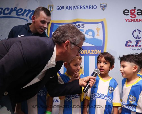 Lugo. En el Pazo de Feiras y Congresos, gala de la ADX Sagrado Corazón, presentada por Terio Carrera